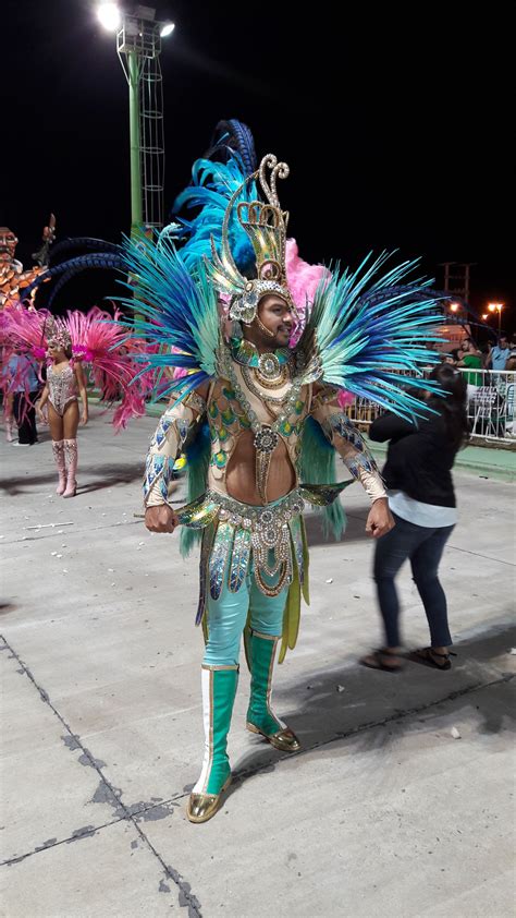 trajes de carnaval para hombres